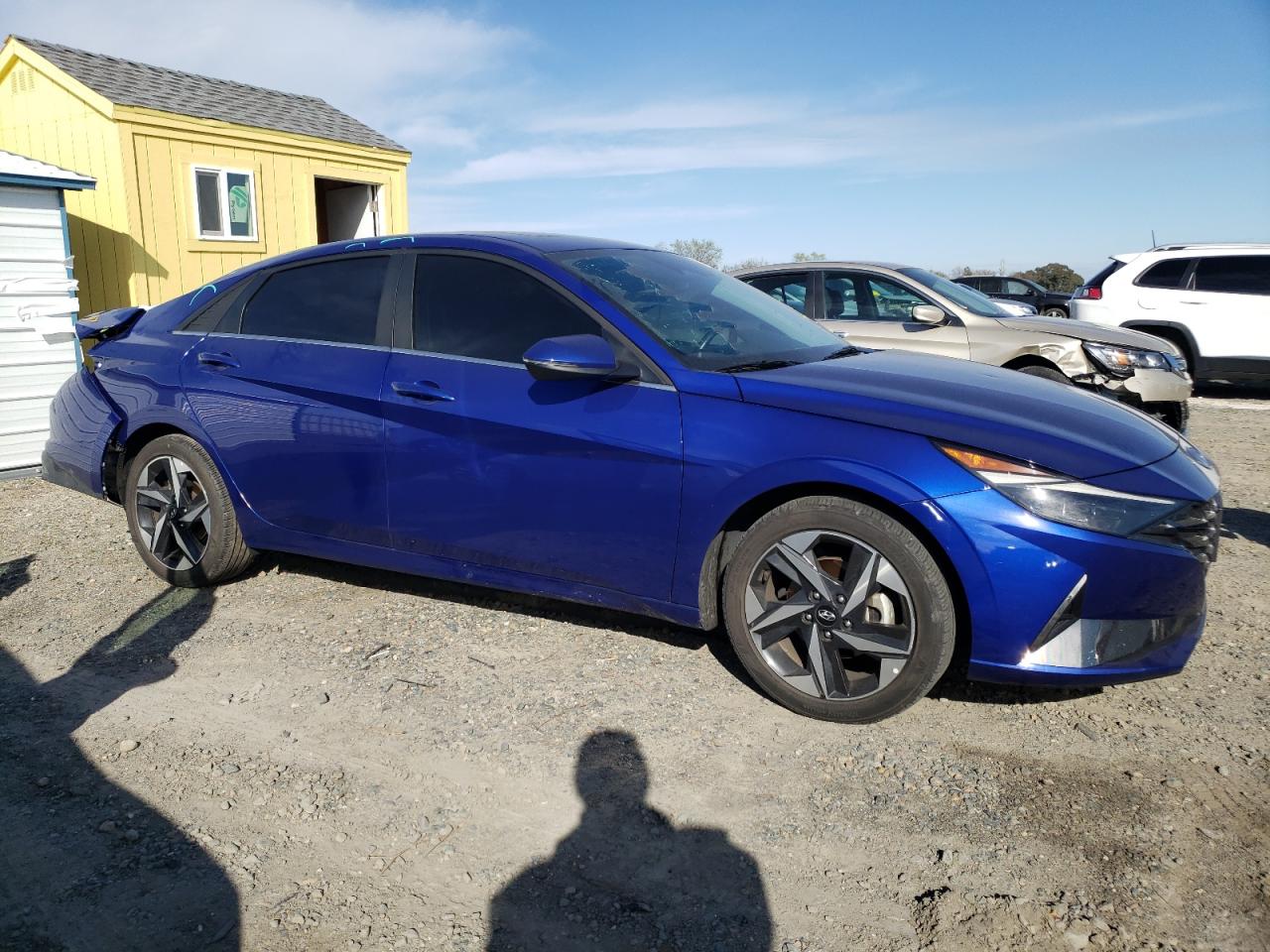 2022 Hyundai Elantra - Image 4