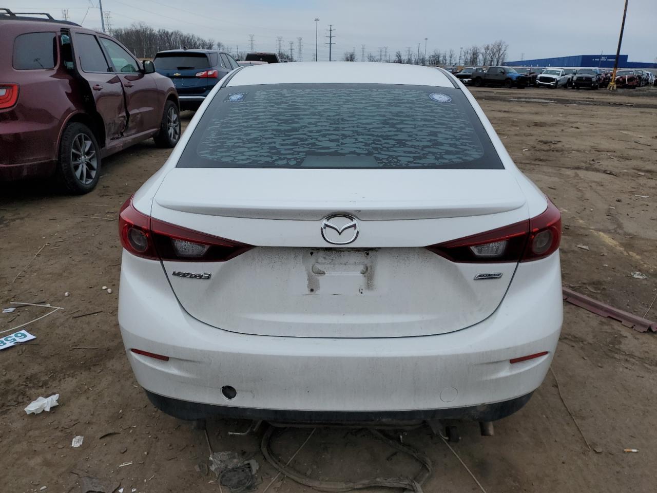2018 Mazda 3 - Image 6