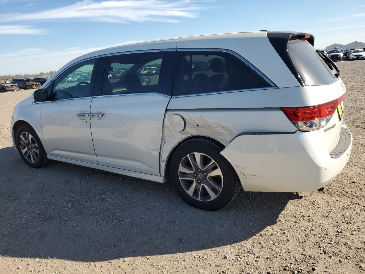 2014 Honda Odyssey - Image 2