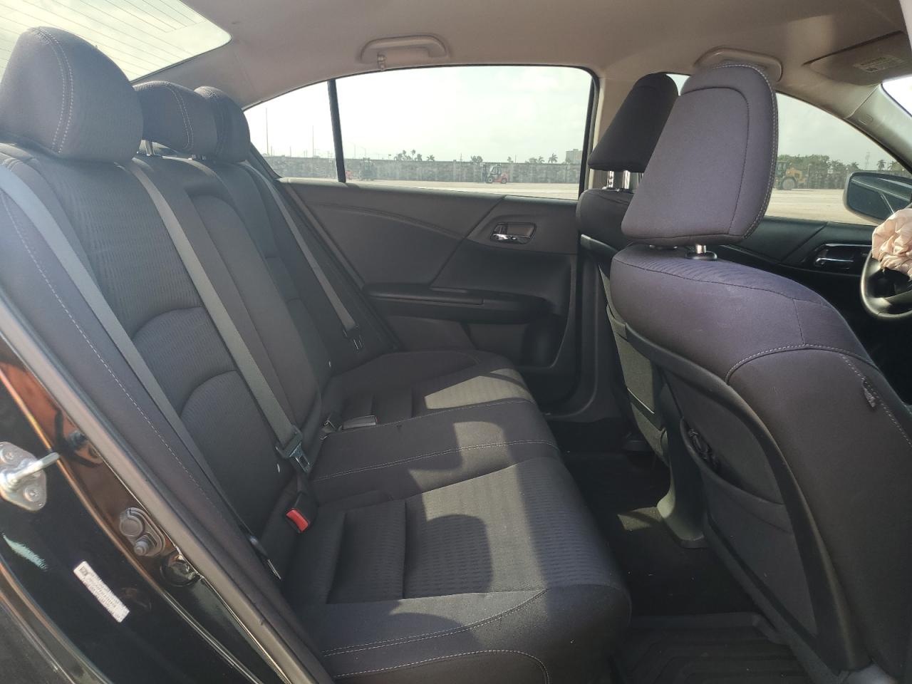 2014 Honda Accord - Image 11