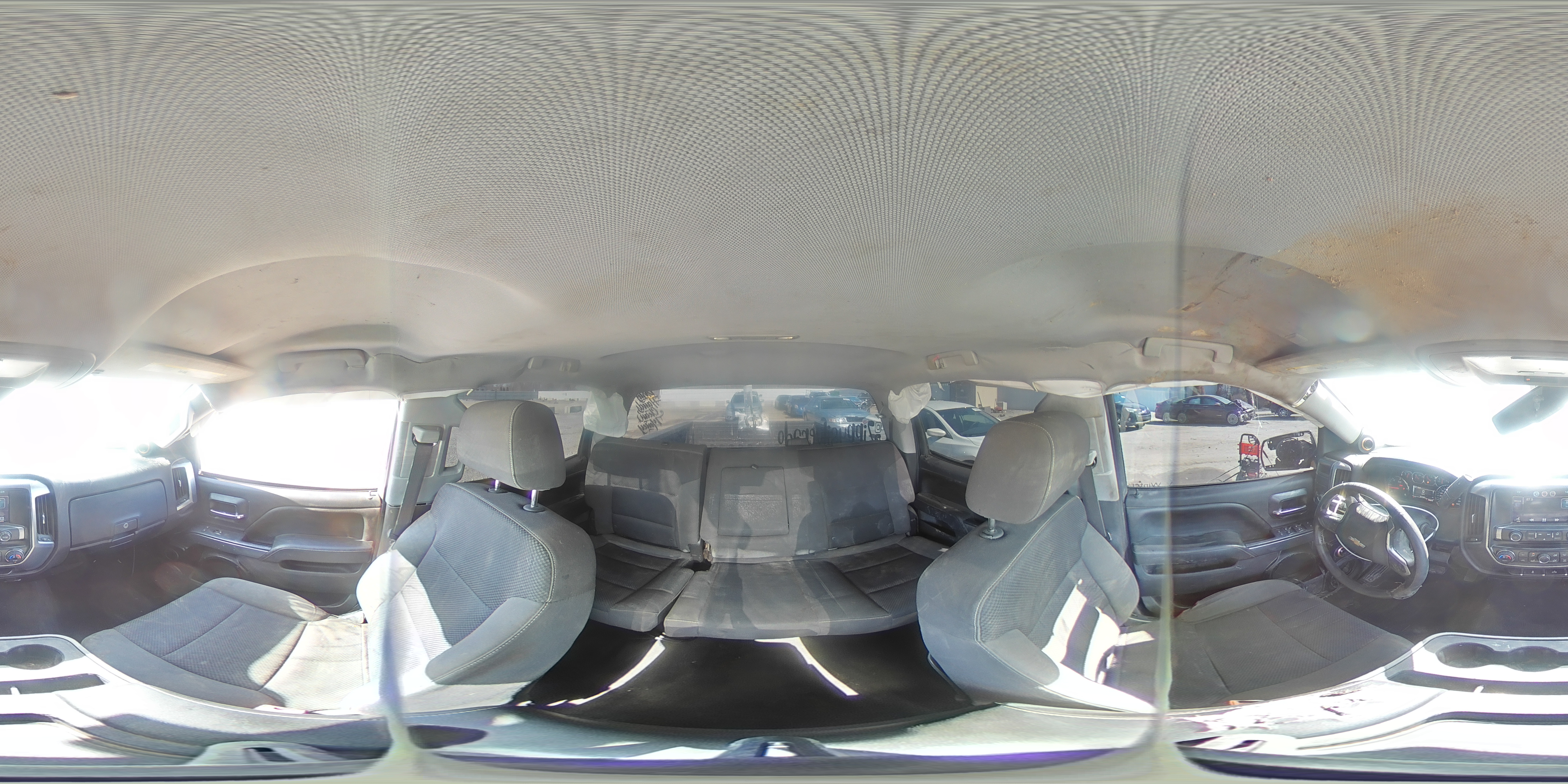 2014 Chevrolet Silverado - Image 15