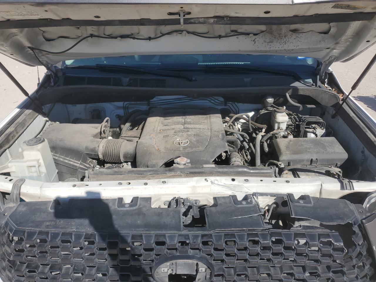 2019 Toyota Tundra - Image 11