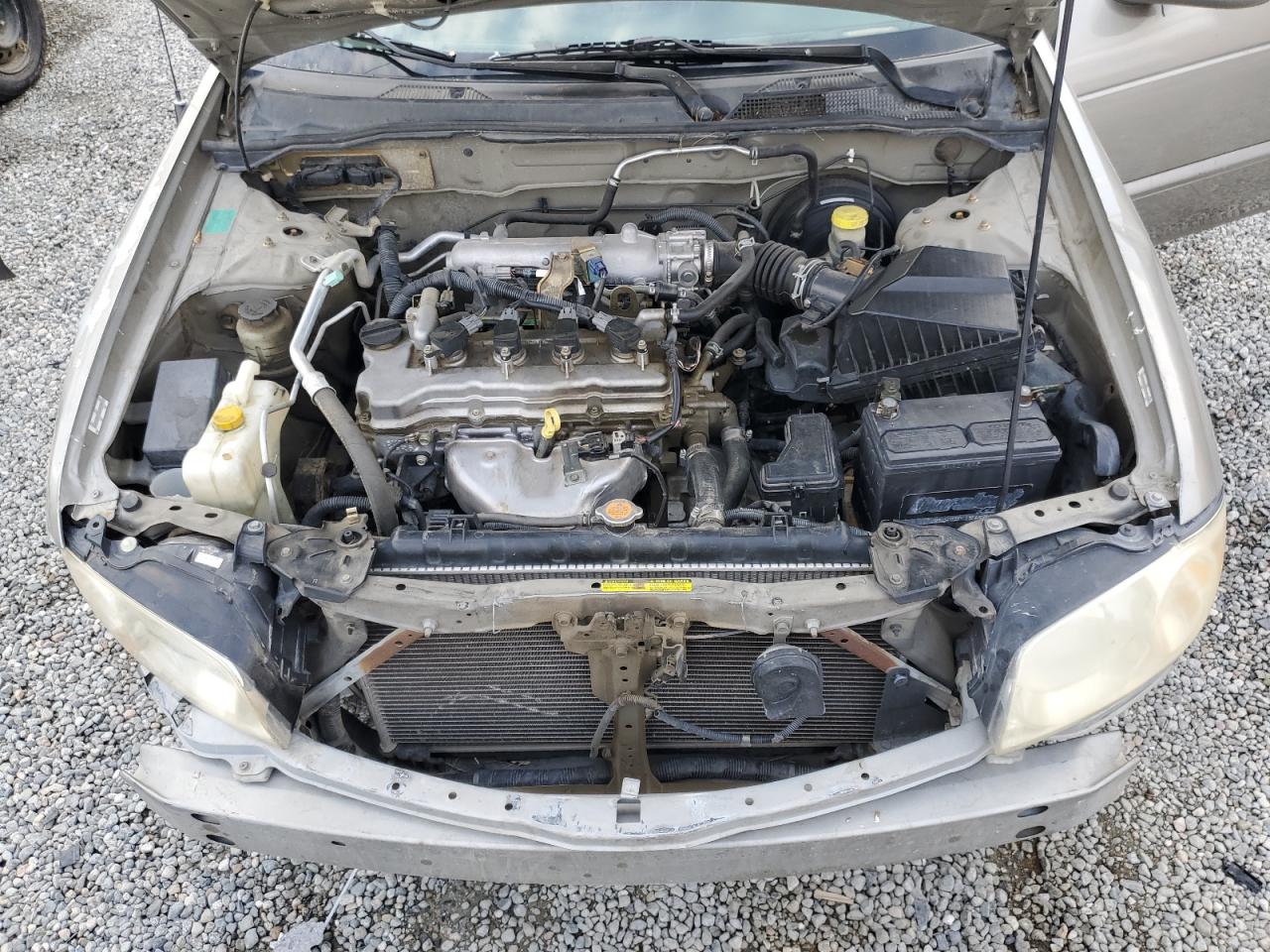 2005 Nissan Sentra - Image 12