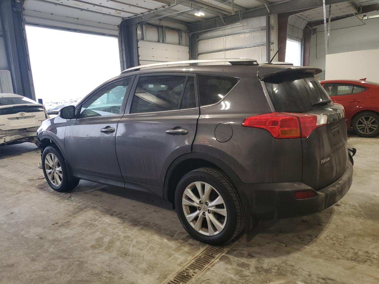 2014 Toyota RAV 4 - Image 2