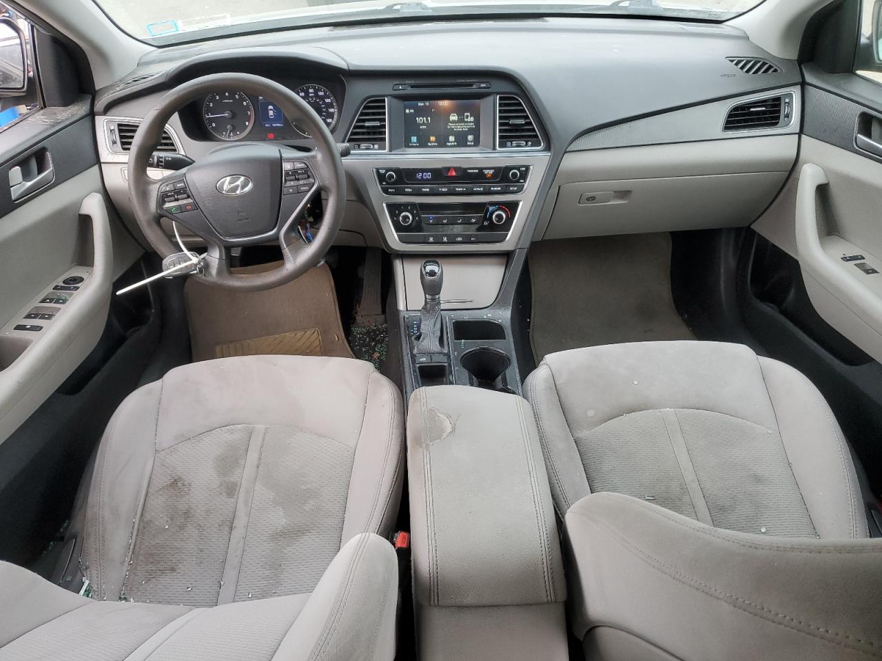 2016 Hyundai Sonata - Image 8