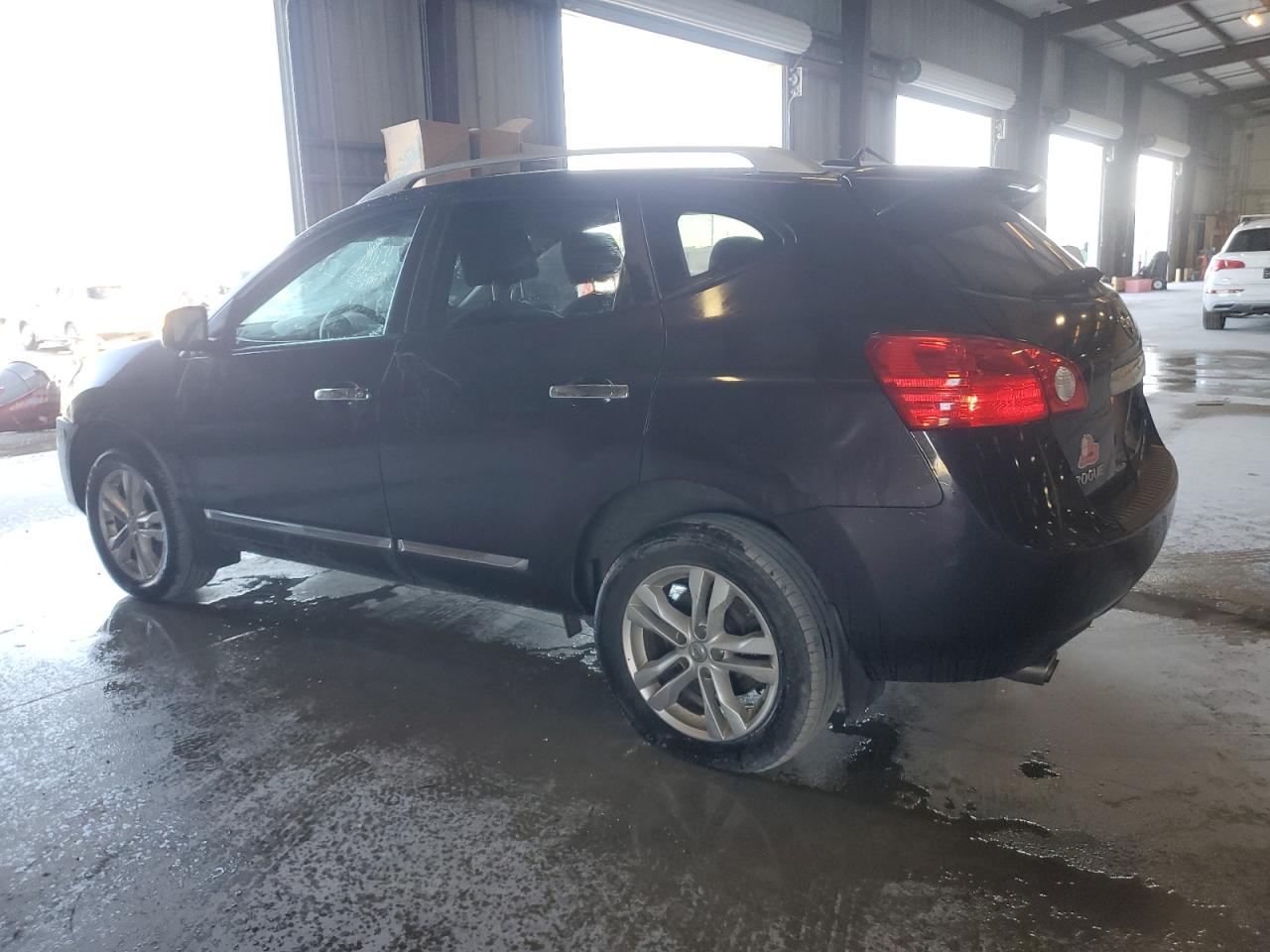 2013 Nissan Rogue - Image 2