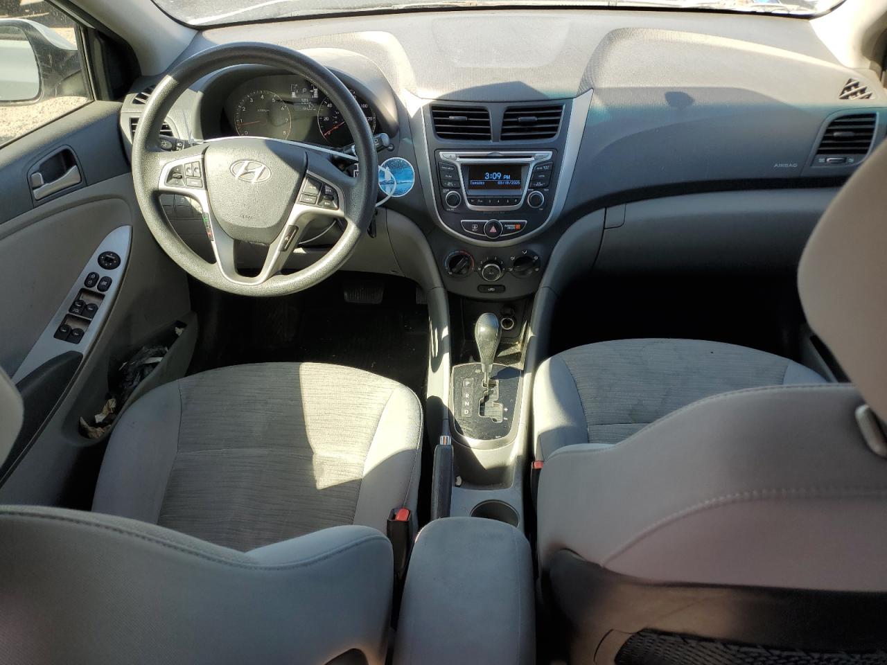 2017 Hyundai Accent - Image 8