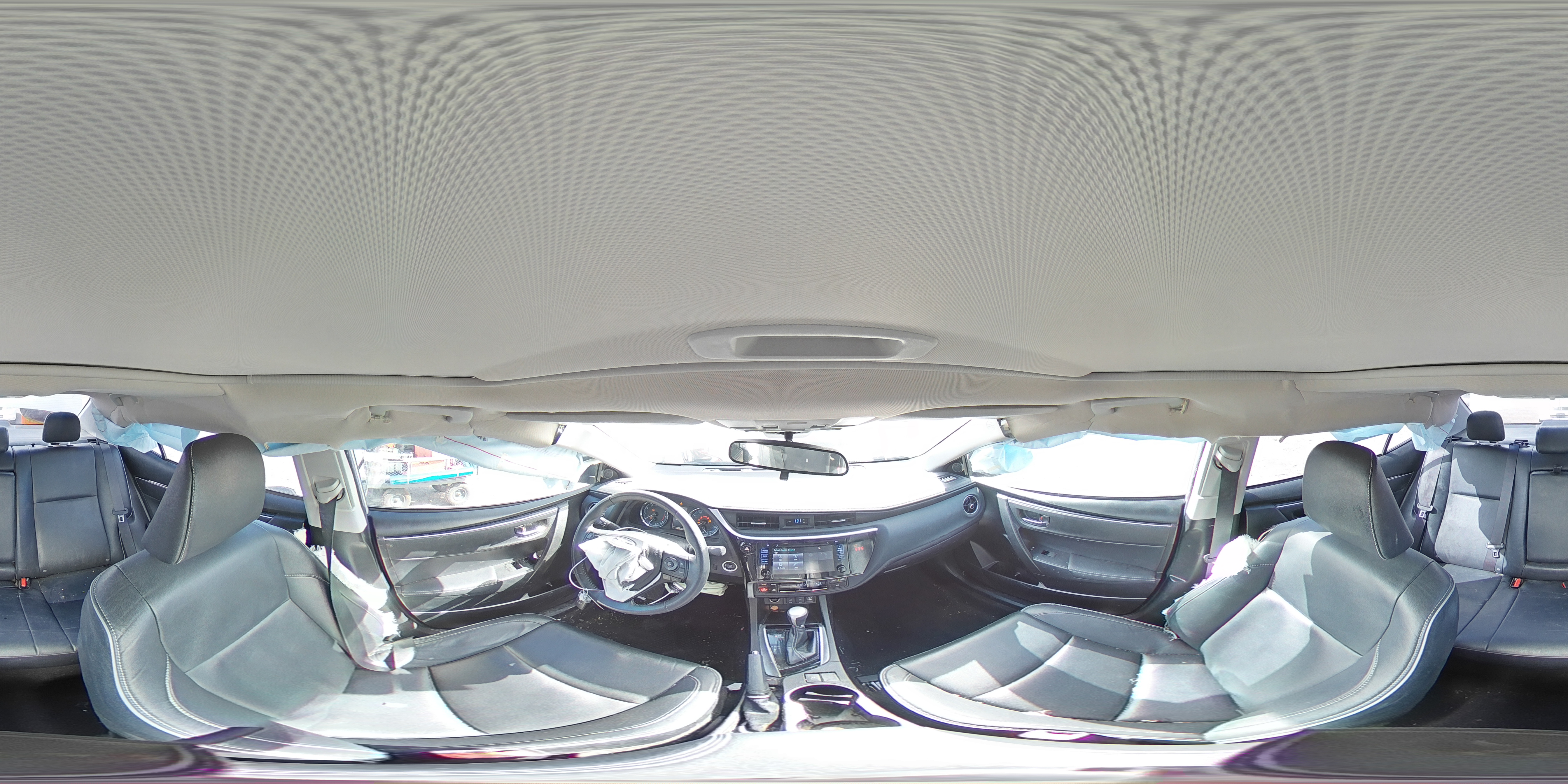 2018 Toyota Corolla - Image 13