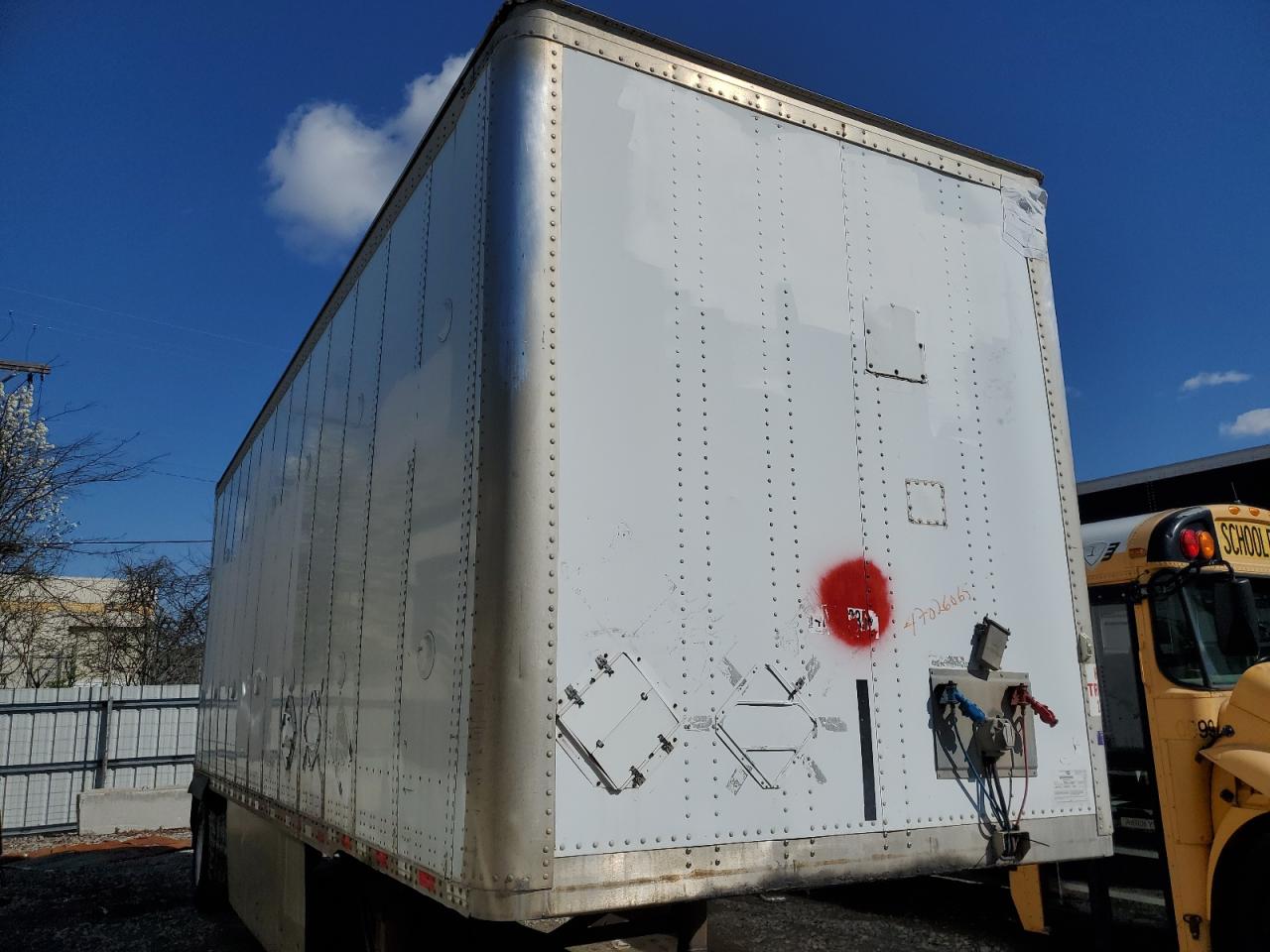 2006 Wabash 28 Dry Van Trailer for Sale in Louisville, KY - Front End