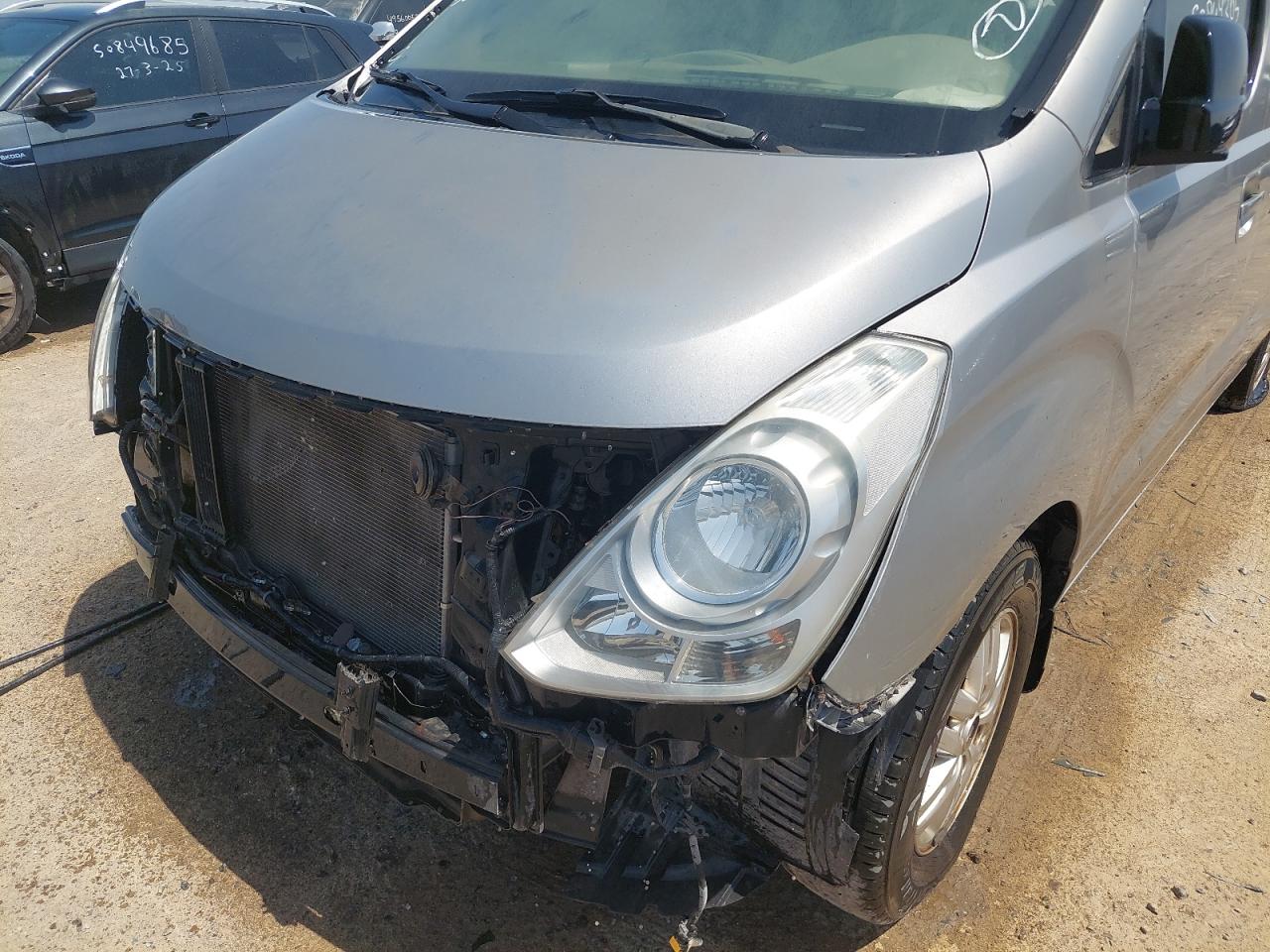 KMJWA37R4GU804568 - 2006 Hyundai H1 - #50849305