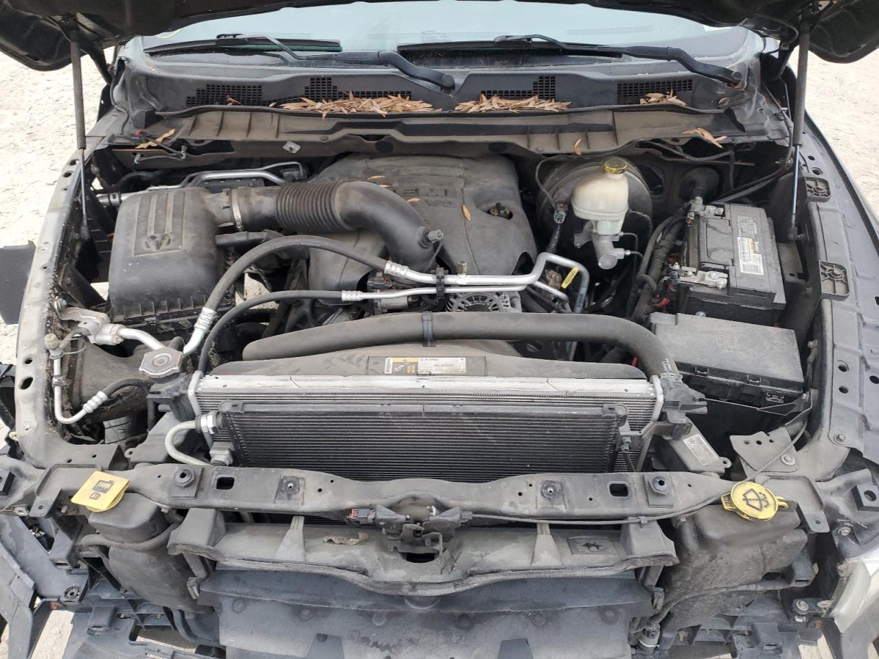 2014 RAM 1500 - Image 11