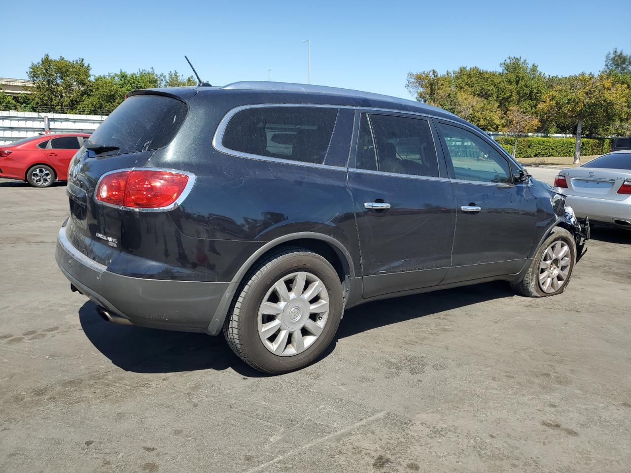 2011 Buick Enclave - Image 3