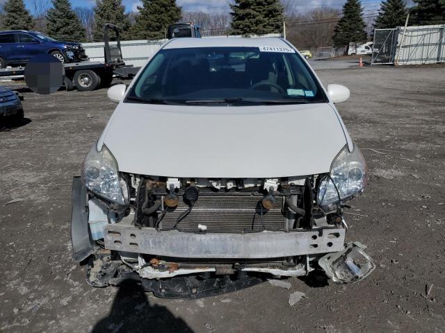  TOYOTA PRIUS 2015 Белый