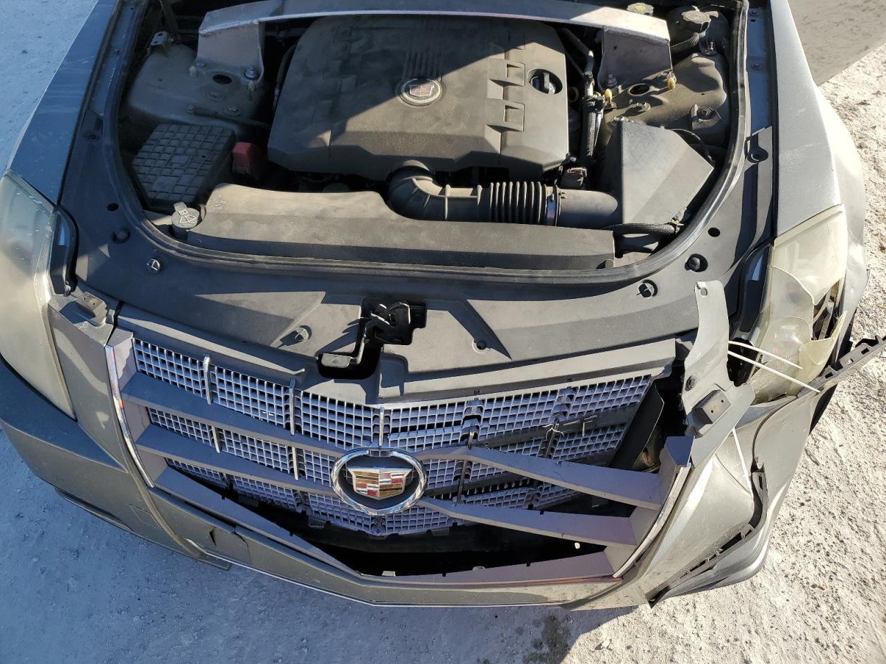 2010 Cadillac CTS - Image 13