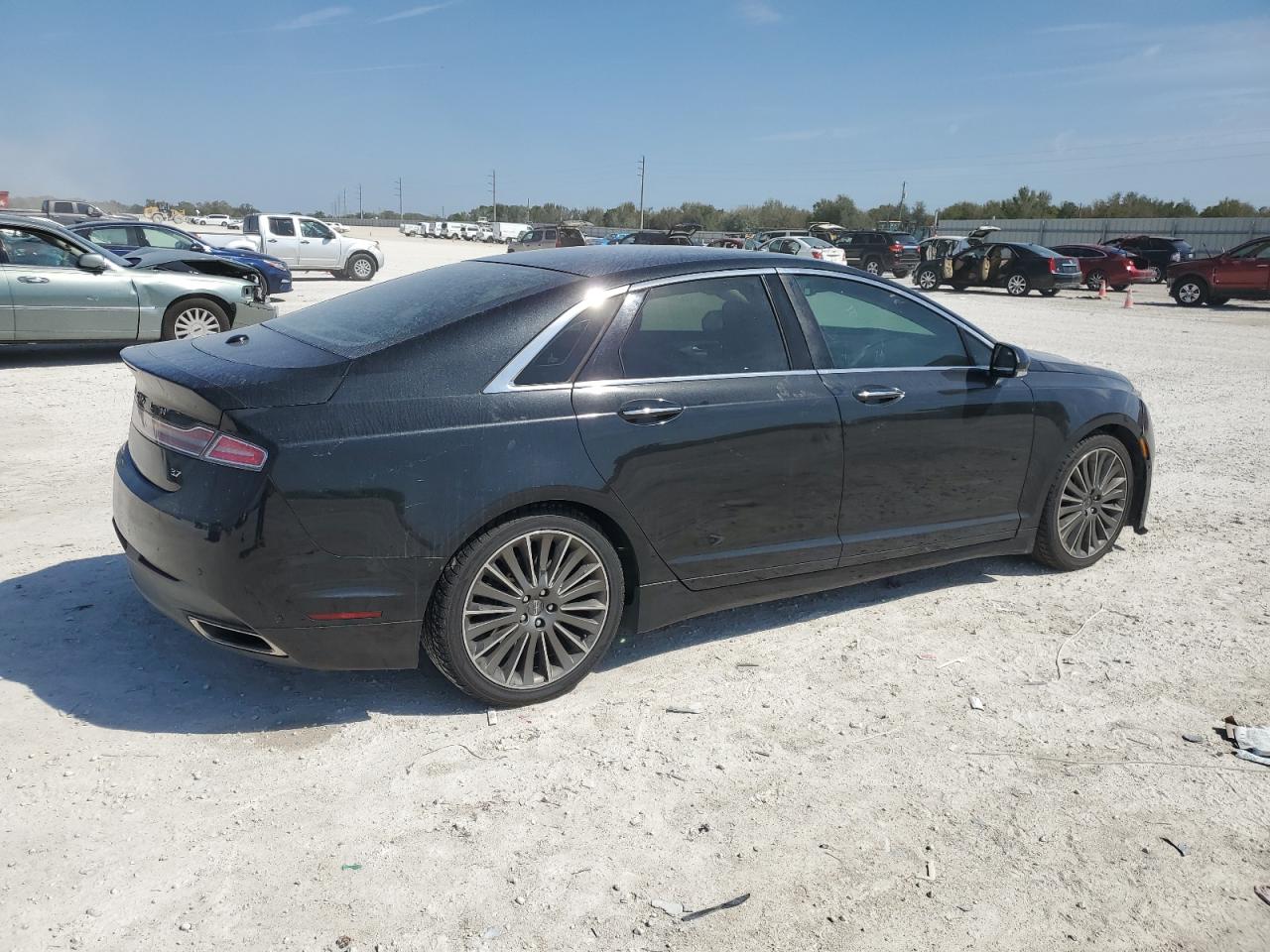 2013 Lincoln MKZ - Image 3
