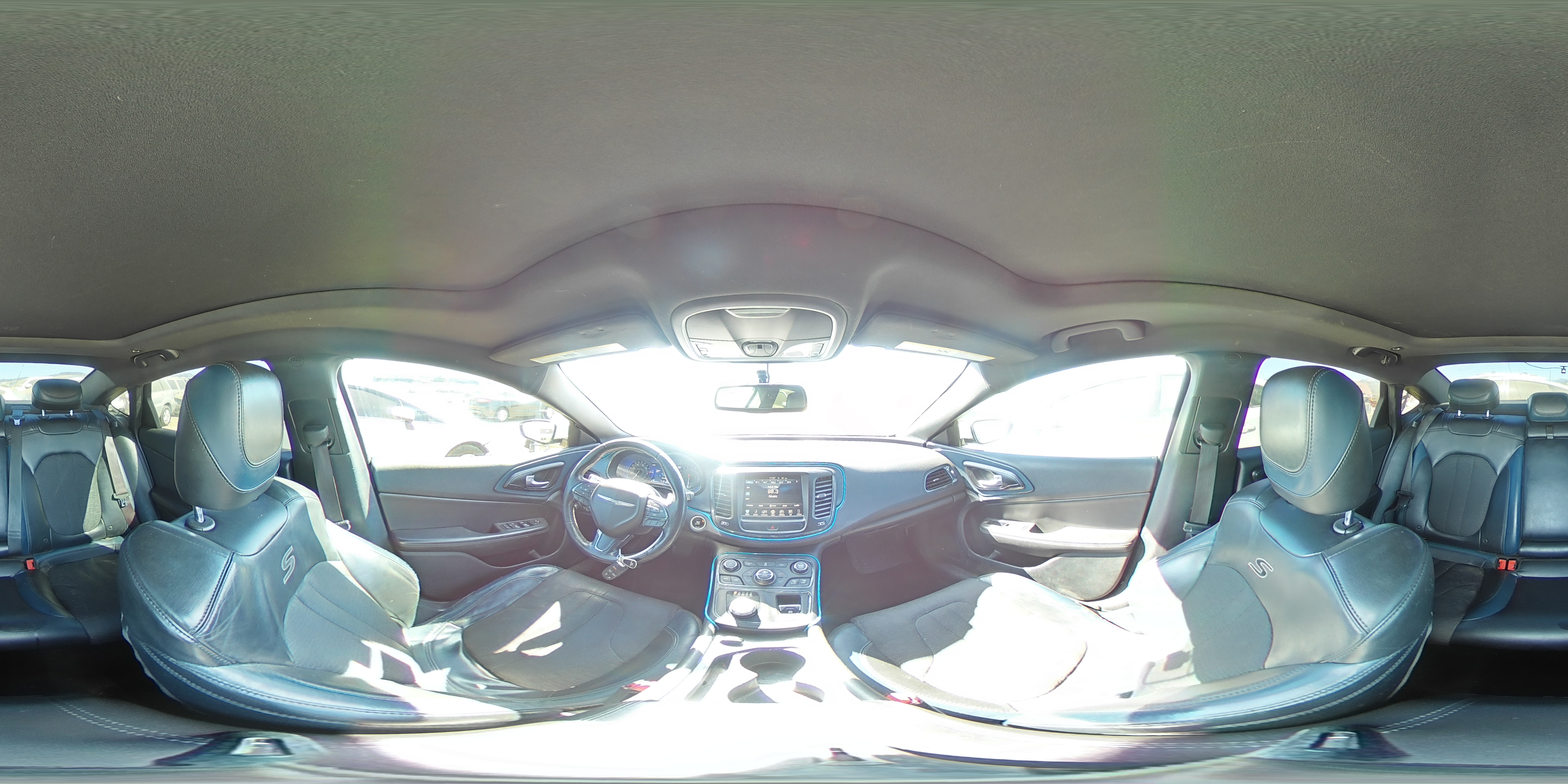 2015 Chrysler 200 - Image 13