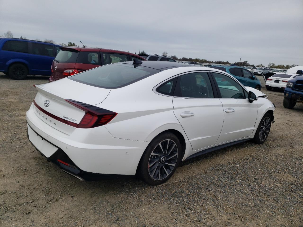 2022 Hyundai Sonata - Image 3