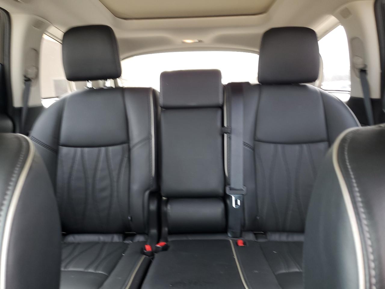2019 Infiniti QX60 - Image 10