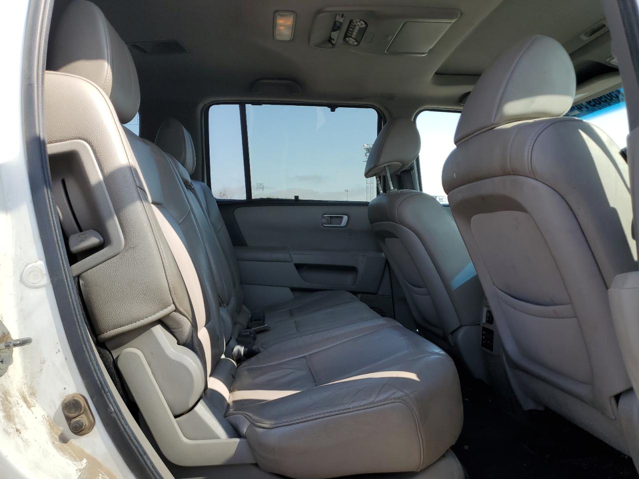 2012 Honda Pilot Touring VIN: 5FNYF3H91CB009155 Lot: 50989145