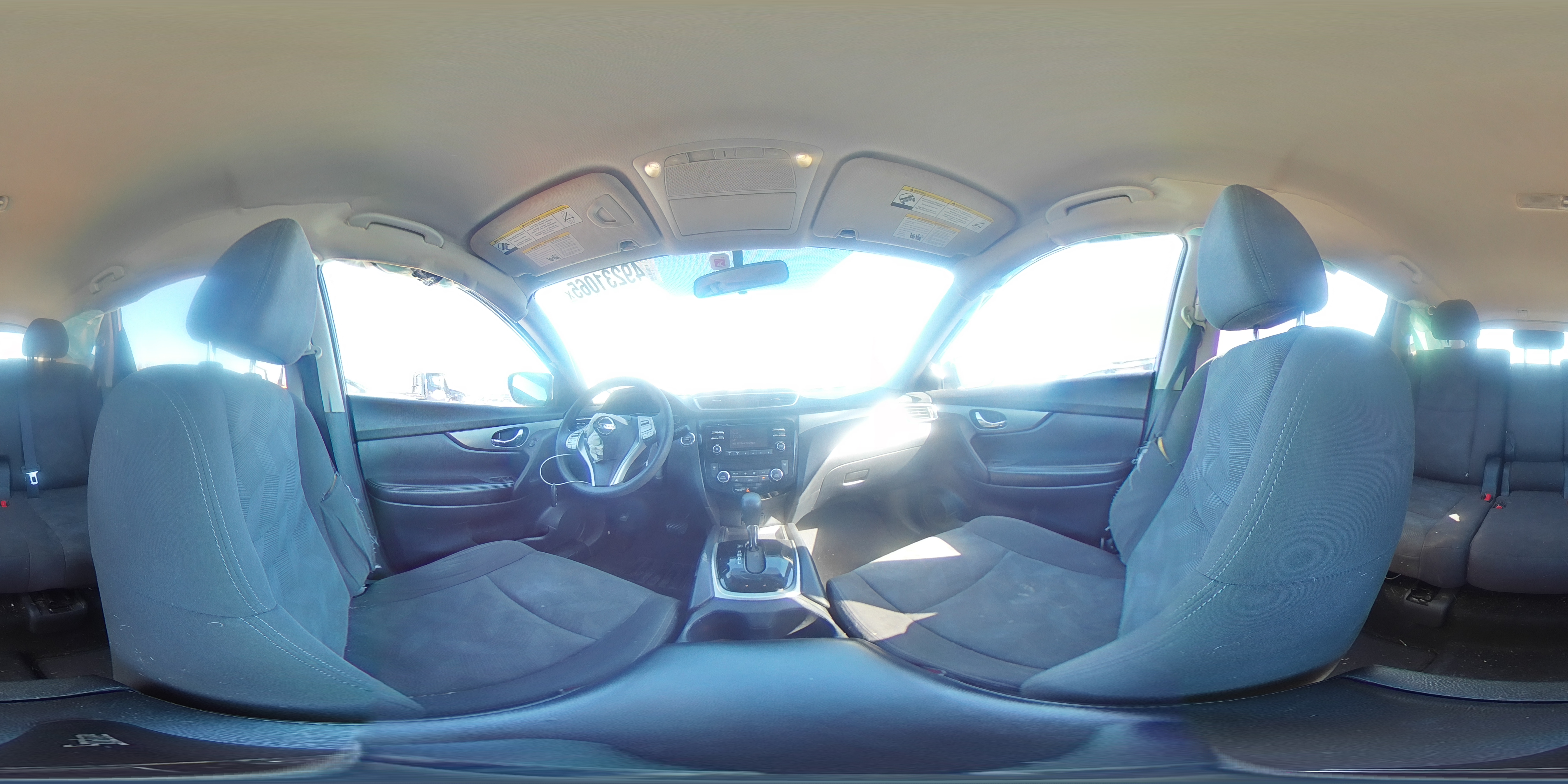 2016 Nissan Rogue - Image 14