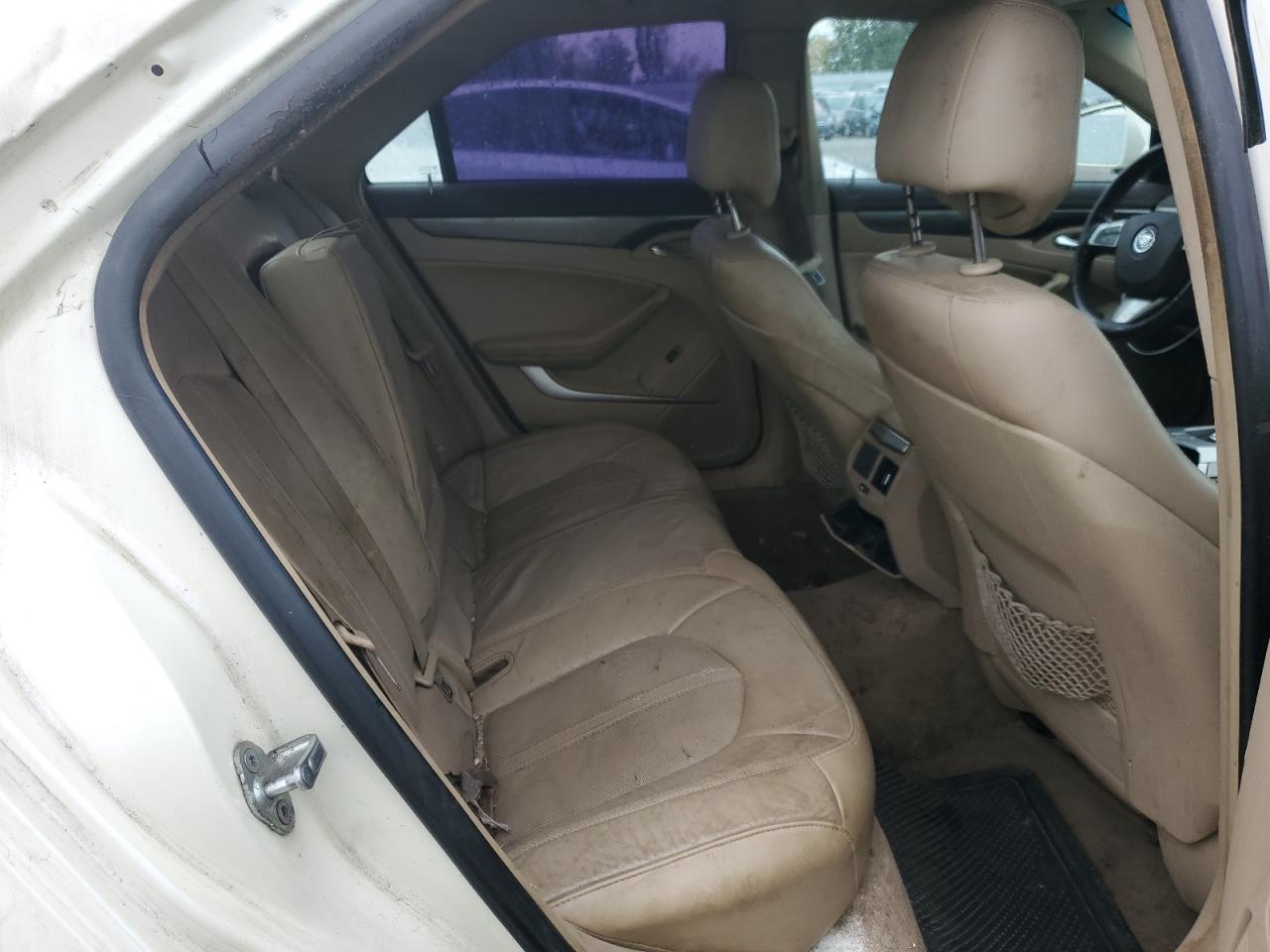 2010 Cadillac CTS - Image 10