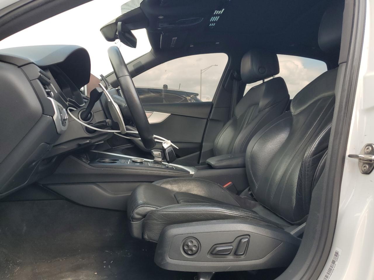 2017 Audi A4 - Image 7