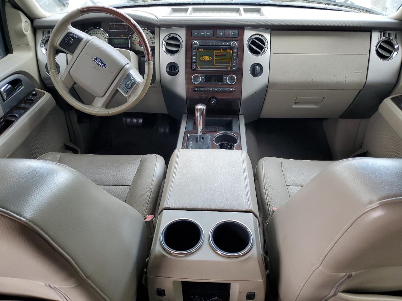 2010 Ford Expedition - Image 8