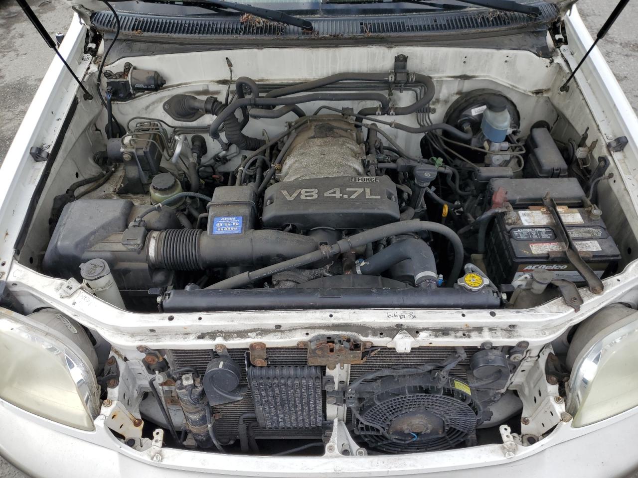 2003 Toyota Sequoia - Image 12