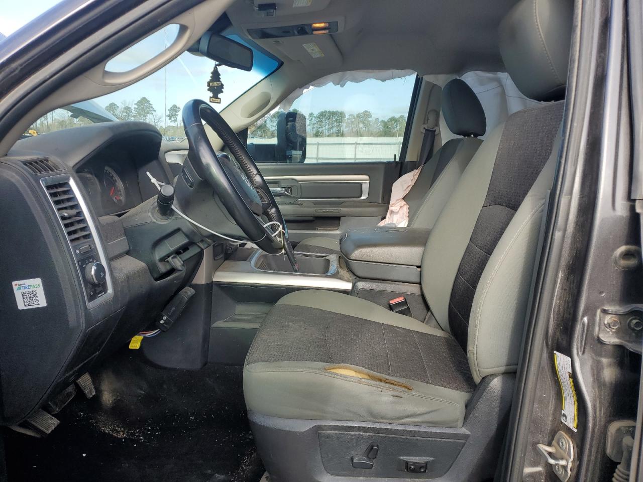 2018 RAM 3500 - Image 7