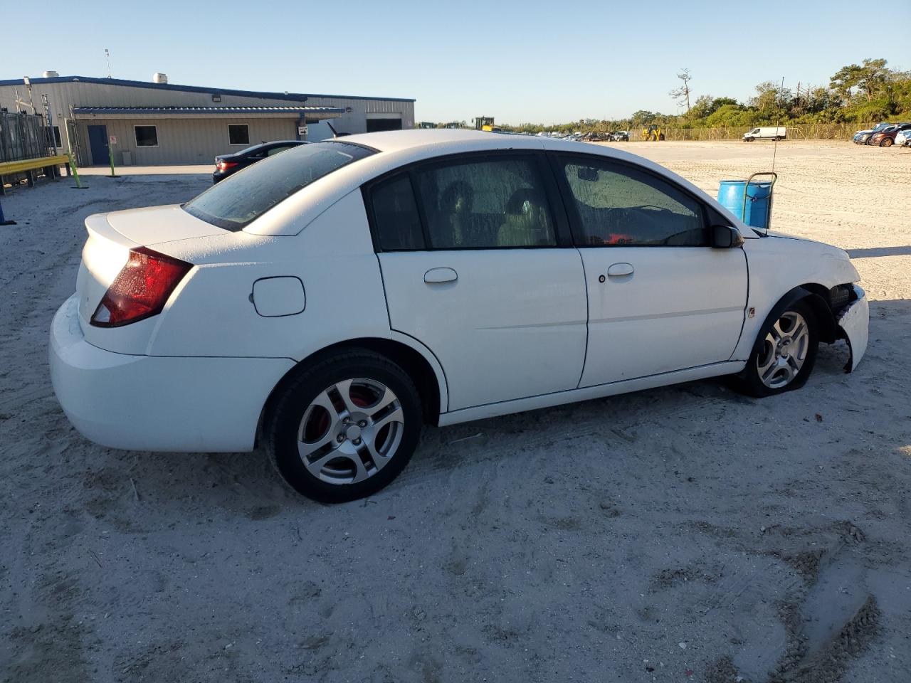 2007 Saturn ION - Image 3