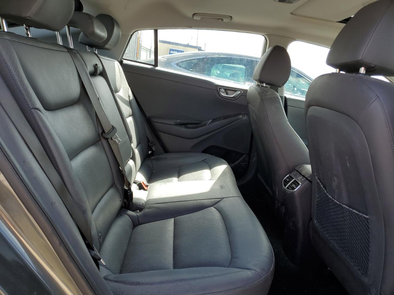 2022 Hyundai Ioniq Limited VIN: KMHC05LC6NU268918 Lot: 48316485