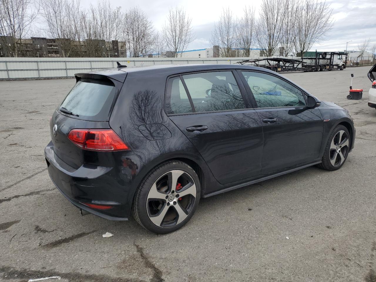 2015 Volkswagen GTI - Image 3