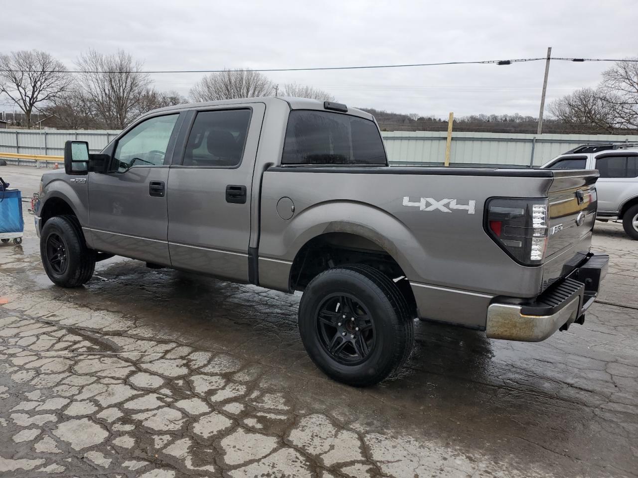 2010 Ford F-150 - Image 2