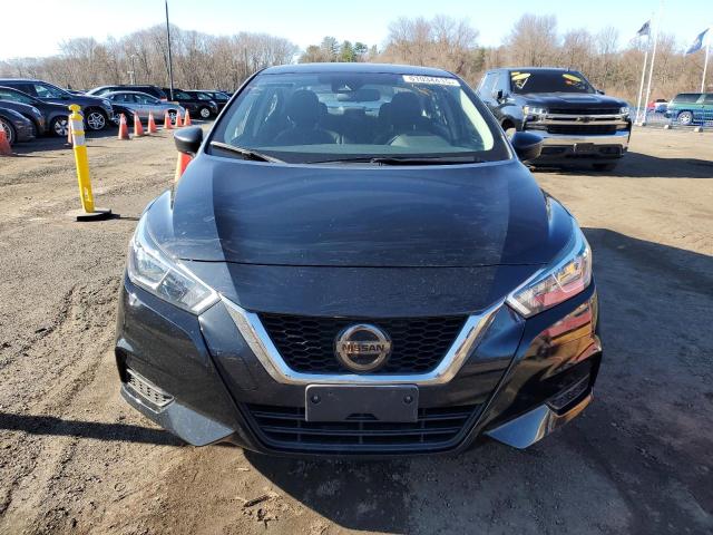  NISSAN VERSA 2021 Czarny