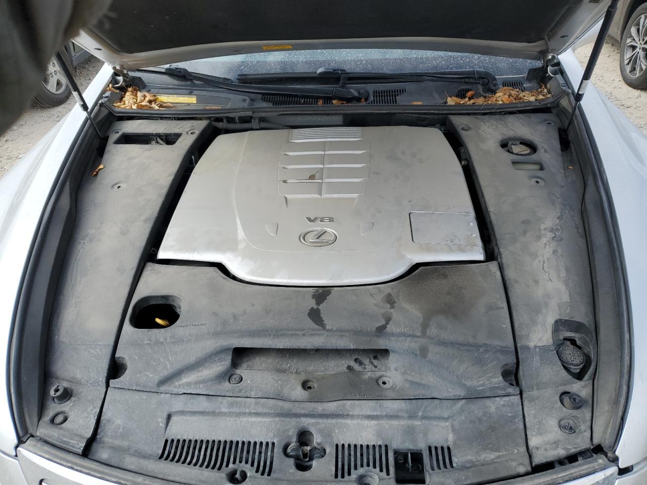 2007 Lexus LS - Image 11