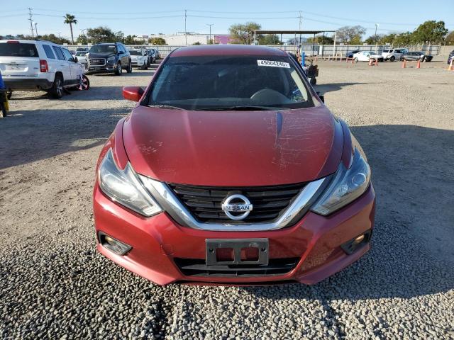  NISSAN ALTIMA 2017 Czerwony