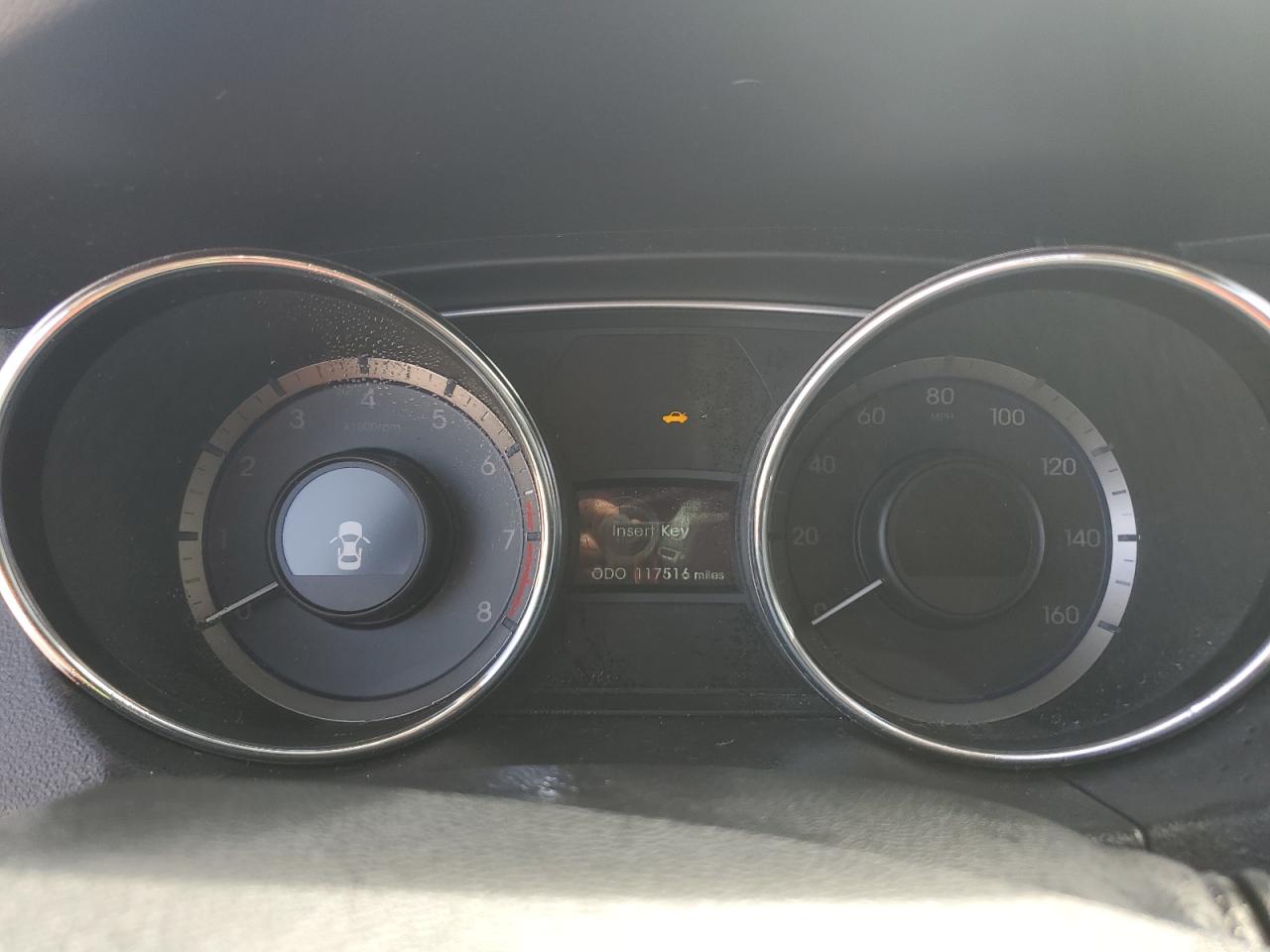 2011 Hyundai Sonata - Image 9