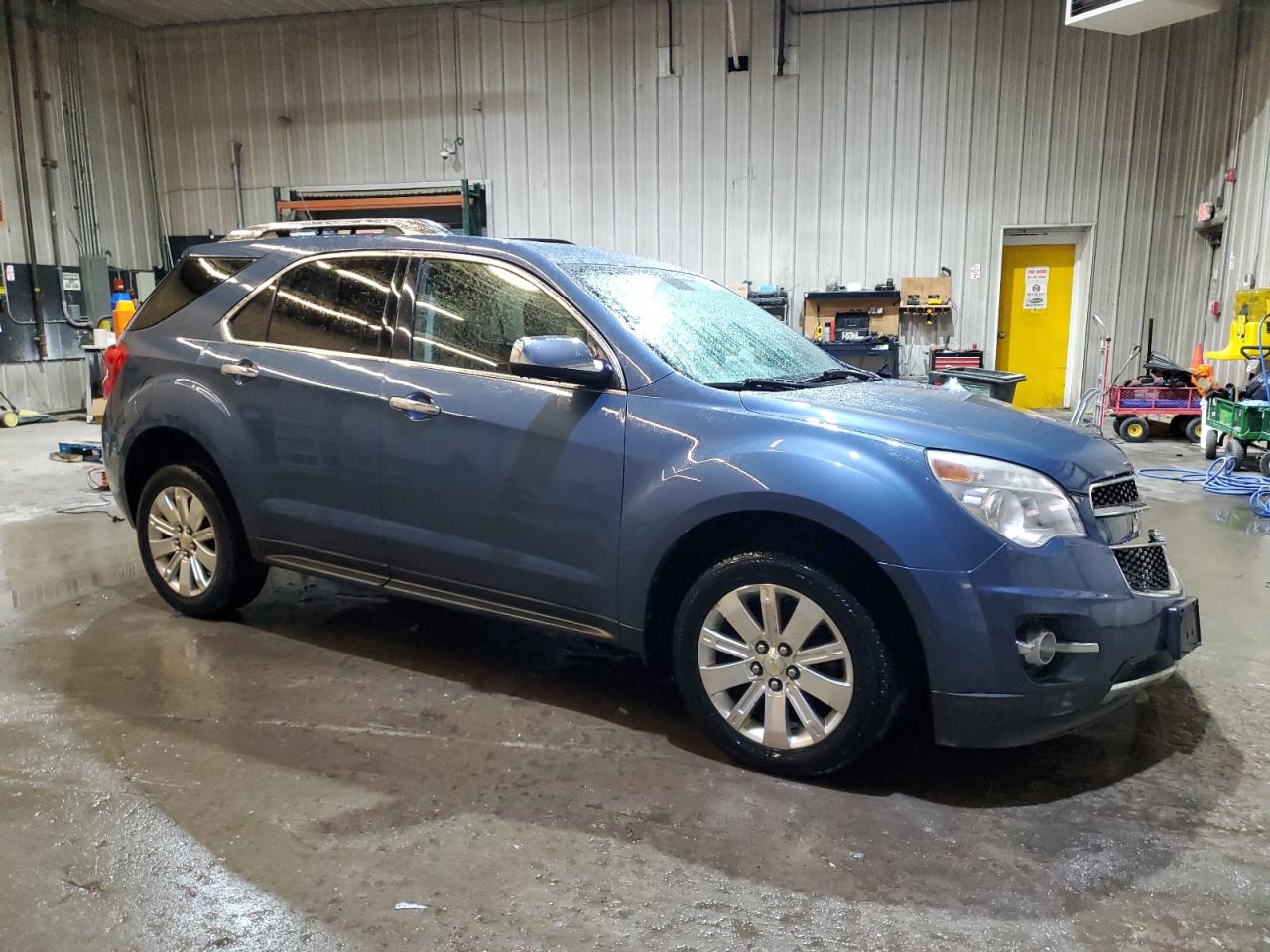 2011 Chevrolet Equinox - Image 4