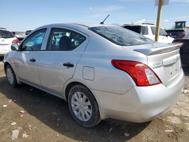 Sedans NISSAN VERSA 2014 Srebrny