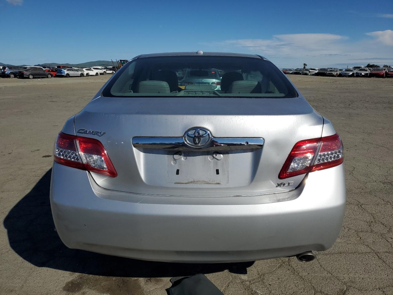 2011 Toyota Camry - Image 6