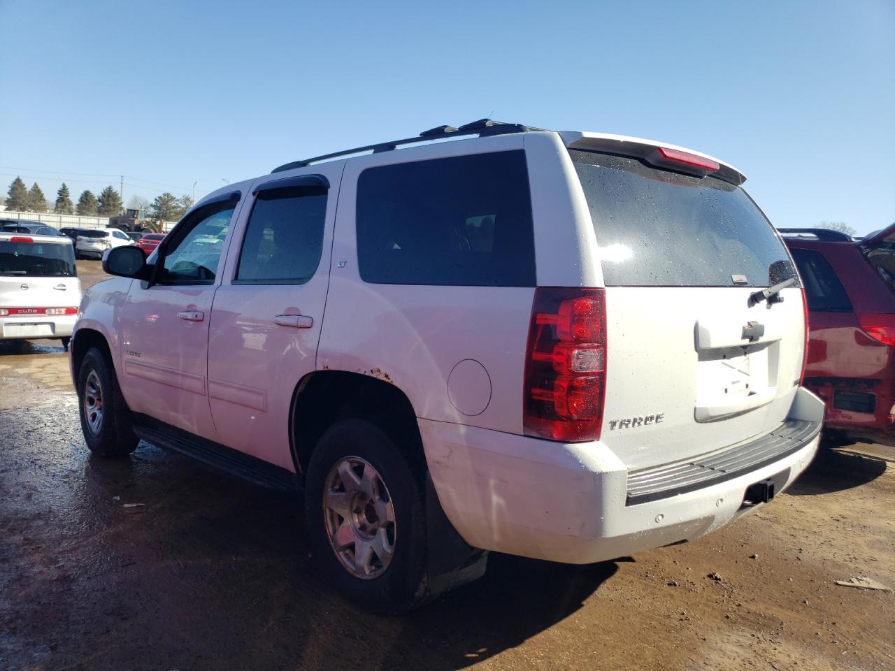 2011 Chevrolet Tahoe - Image 2