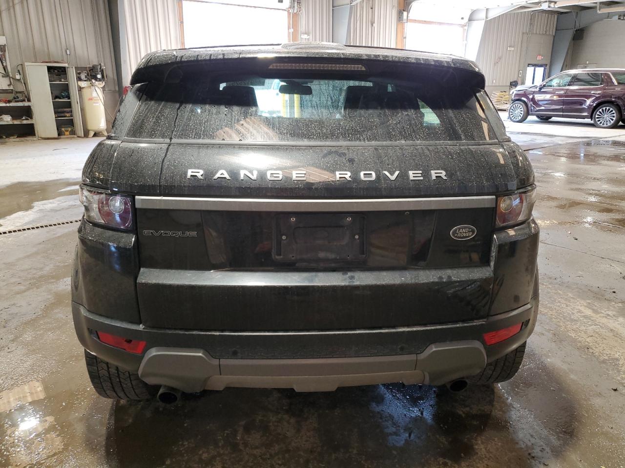 2015 Land Rover Range Rover - Image 6