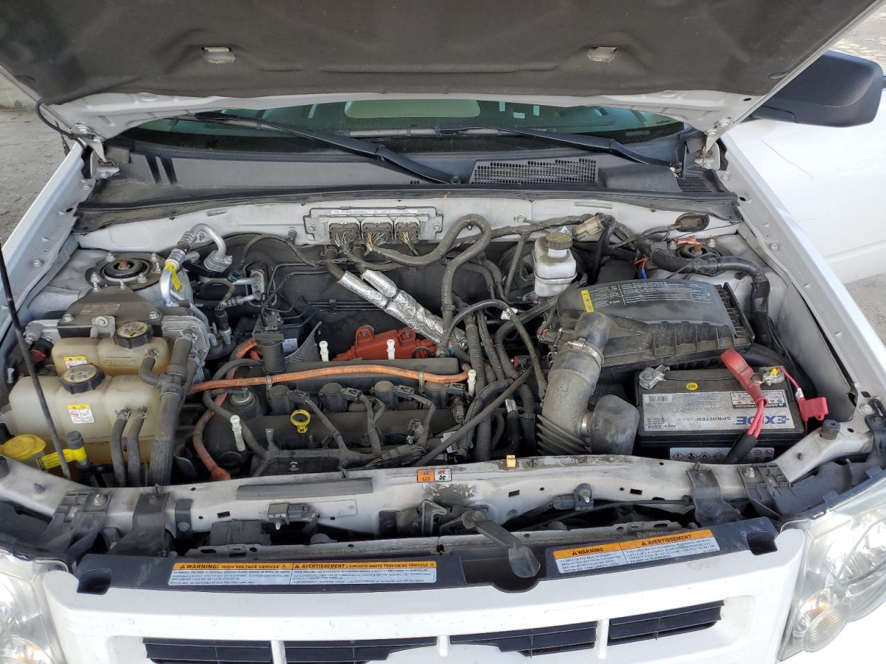 2010 Ford Escape - Image 11