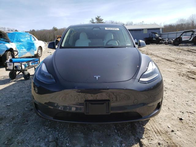  TESLA MODEL Y 2024 Szary