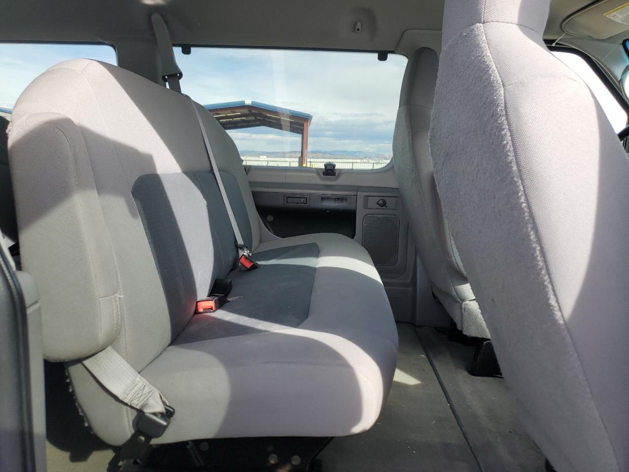 2014 Ford Econoline E350 Super Duty Wagon VIN: 1FBSS3BL3EDB01131 Lot: 49519145