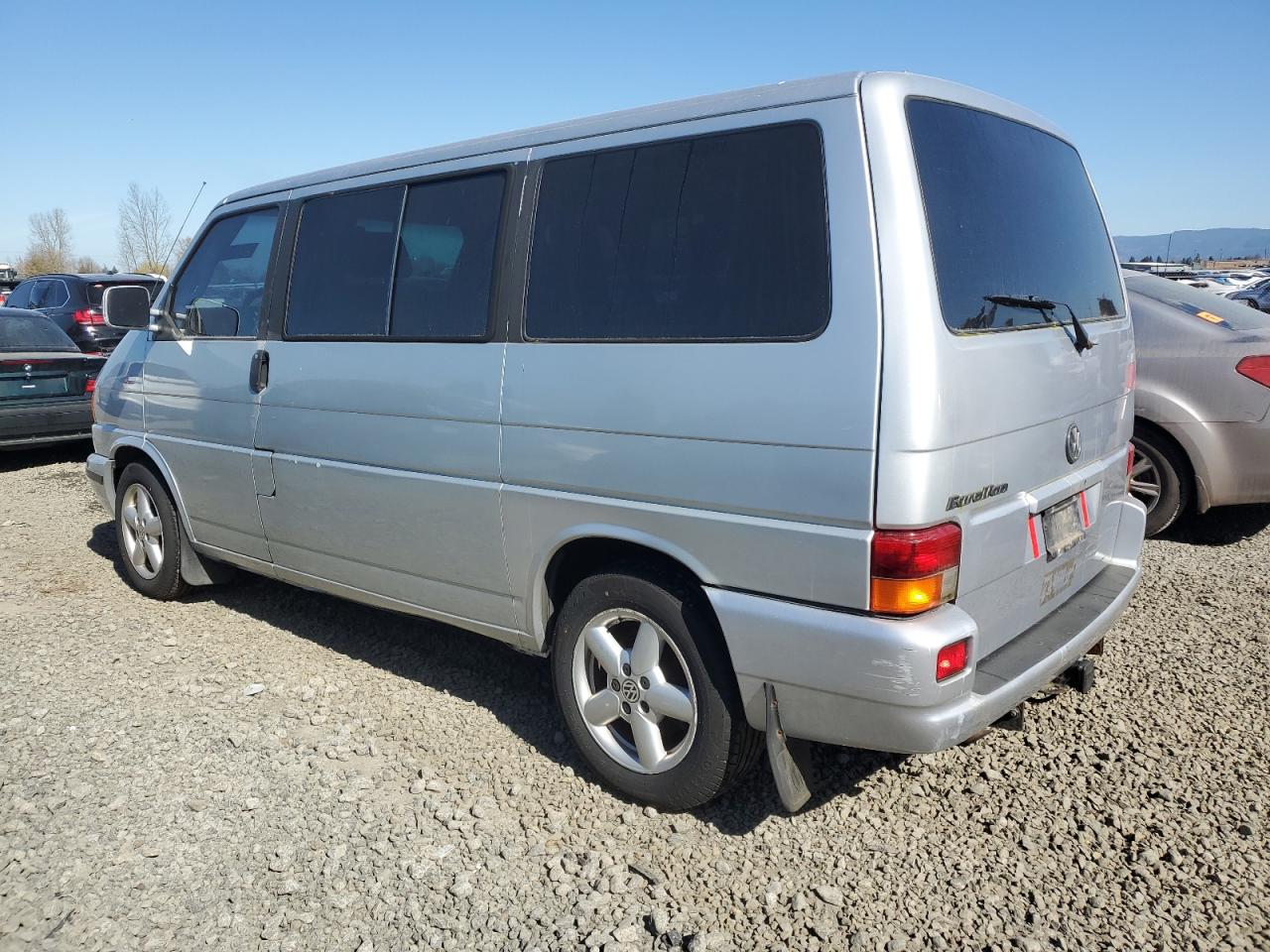 2001 Volkswagen EuroVan - Image 2