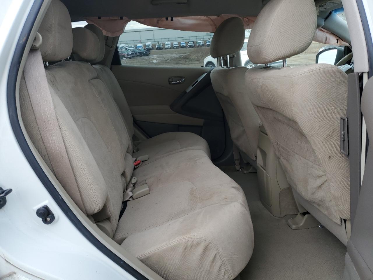 2011 Nissan Murano - Image 12