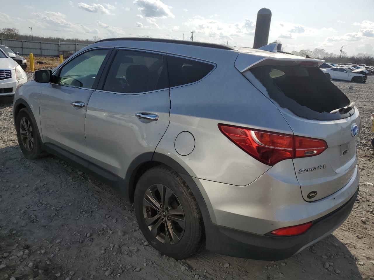 2013 Hyundai Santa Fe - Image 2