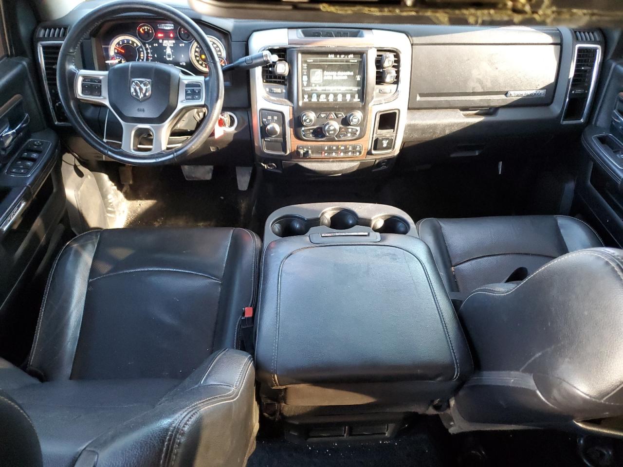2016 RAM 2500 - Image 8