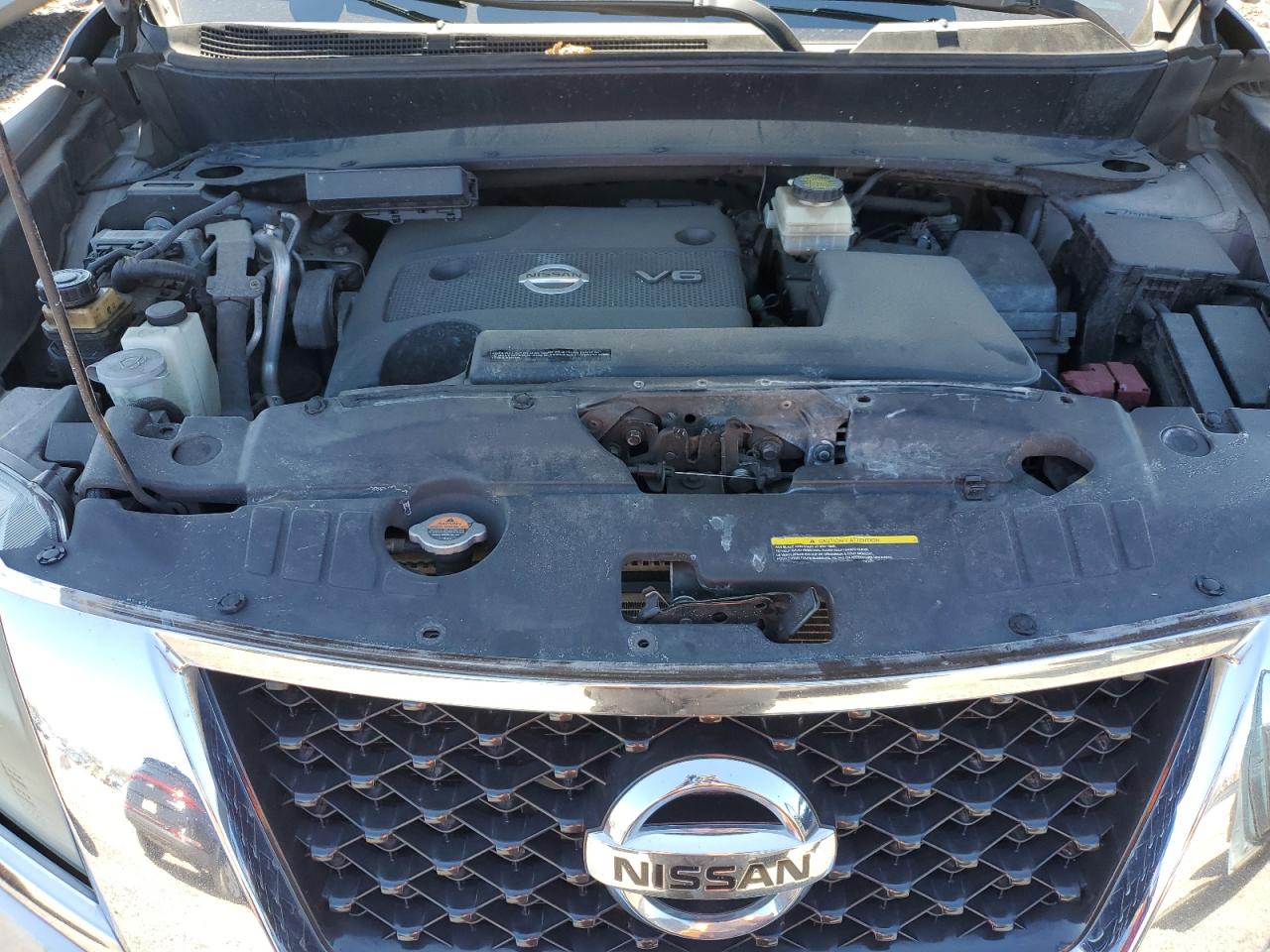2014 Nissan Pathfinder - Image 12